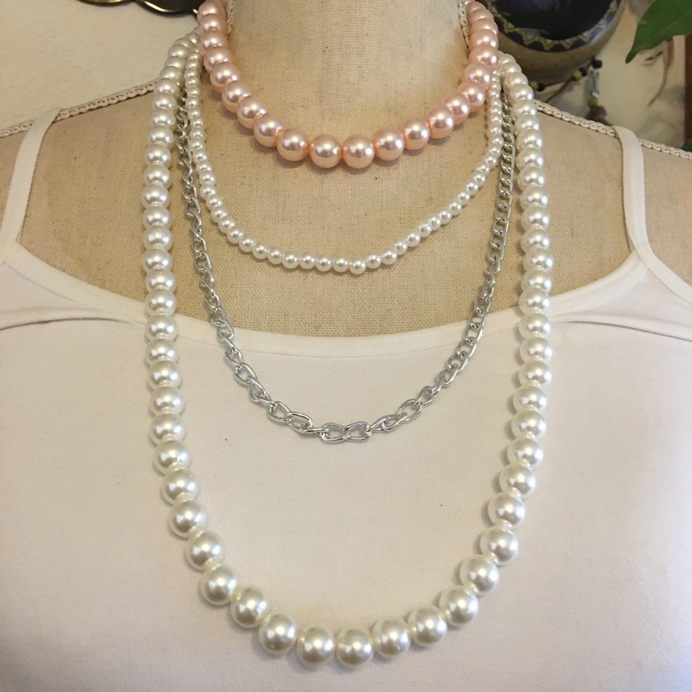 Multi strand layered faux pearls chain necklace